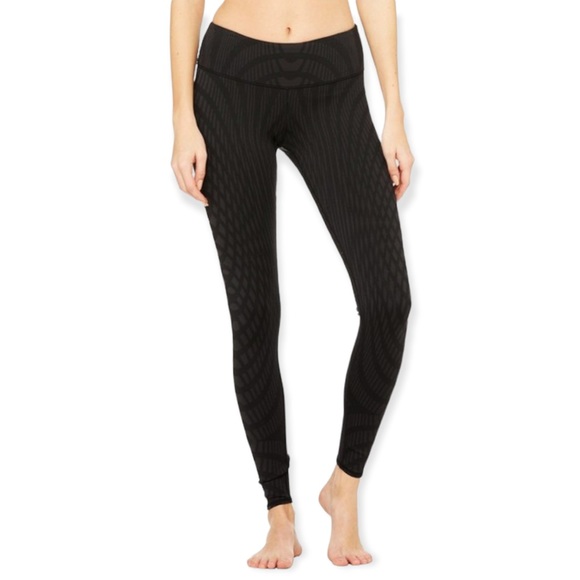 Alo Yoga Airbrush Engineer Pattern Black Leggings - Picture 1 of 15